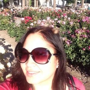 Meet your Posher, Denise